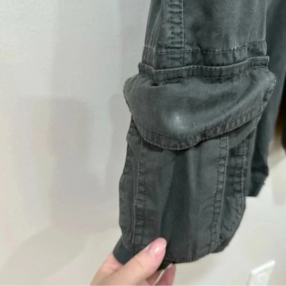 Columbia men’s gray cargo shorts 42 - Picture 7 of 13